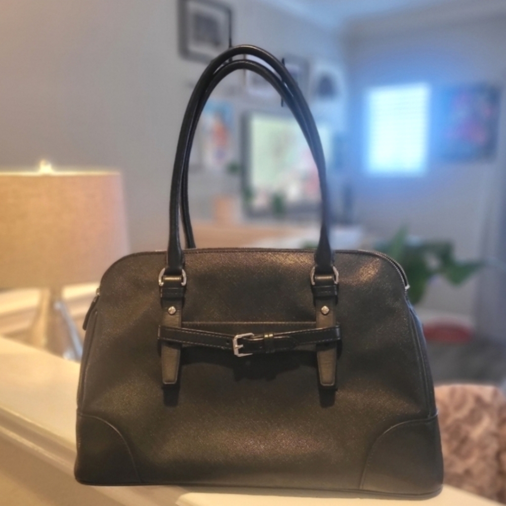 (donated) TUMI VILLA Nivelle Model No.73106D2 Satchel Laptop Business Bag